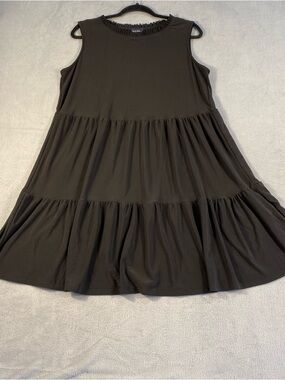 Nicole Miller New York women’s Black stretchy Sleeveless Tiered Swing Dress, 1X